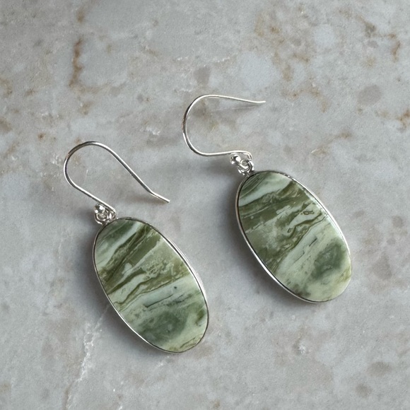 Sundance Jewelry - NWOT Sundance Green Waves Earrings, Serpentine, Sterling Silver